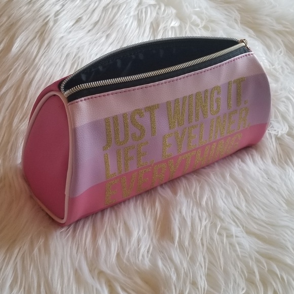 NWT* Kensie Makeup/ Accesories Bag* - Picture 2 of 7